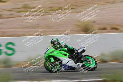 media/Jun-04-2022-WERA (Sat) [[b852bbbd55]]/Race 8 Superbike Expert Novice V7 HW/